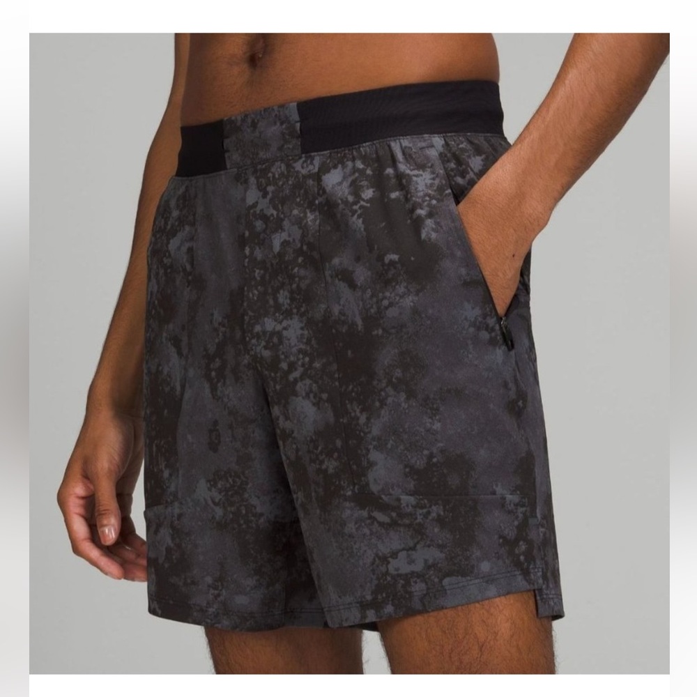 NWT Lululemon License to Train Linerless Short 7"/ Size: M / color: TXAB - Picture 1 of 6